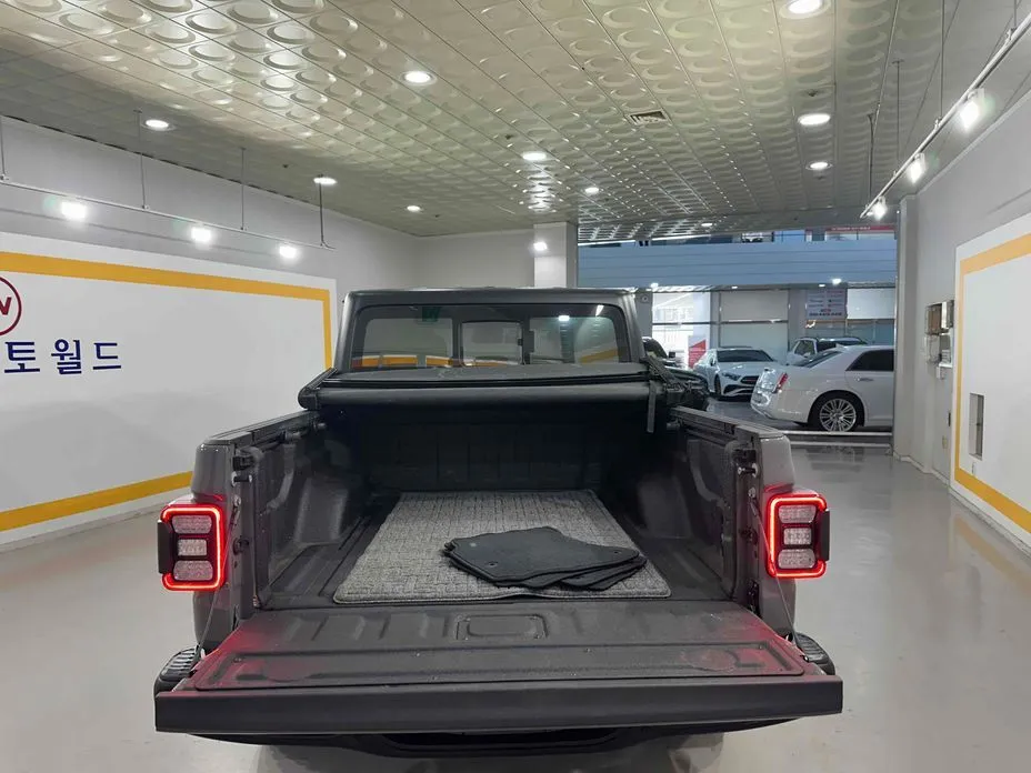 Jeep Gladiator 2021 из KR, фото 3
