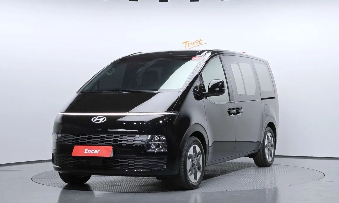 Hyundai Staria
