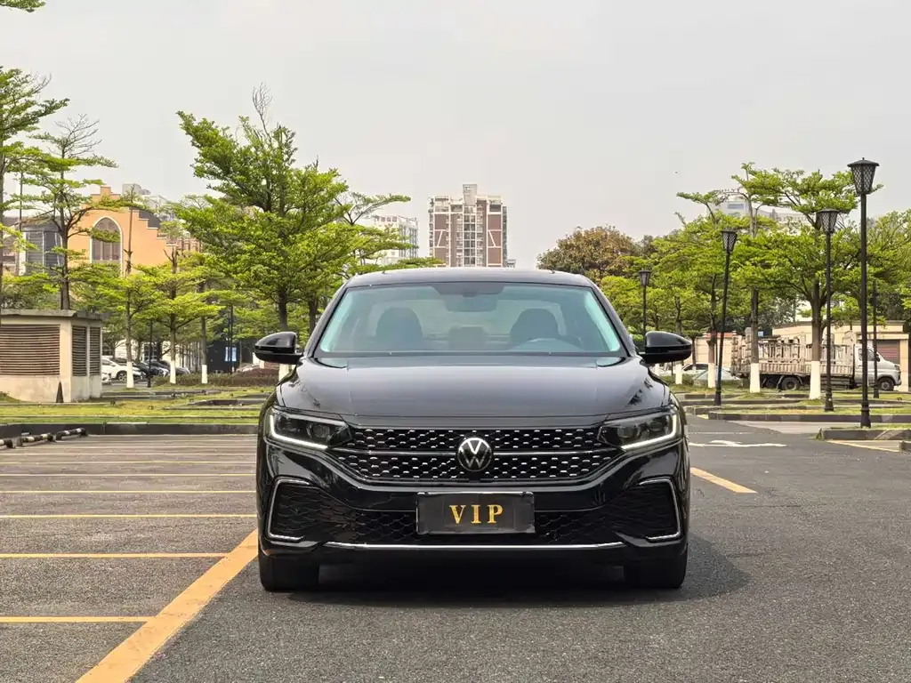 Volkswagen Passat — фото 3