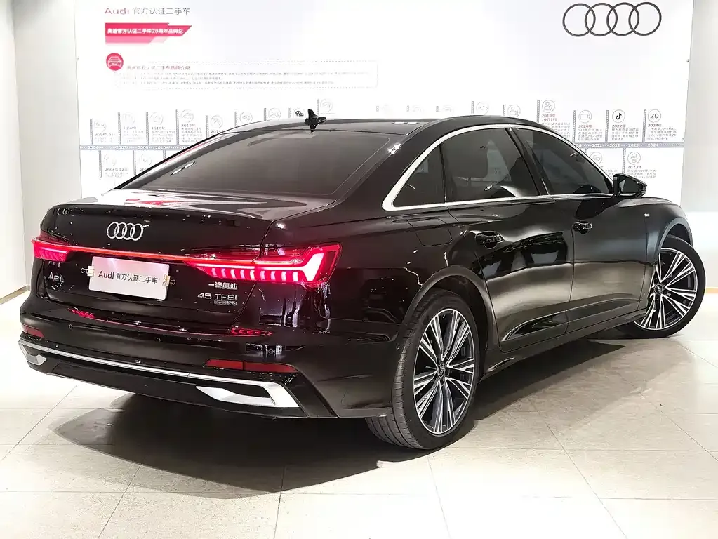 Audi A6L — фото 5