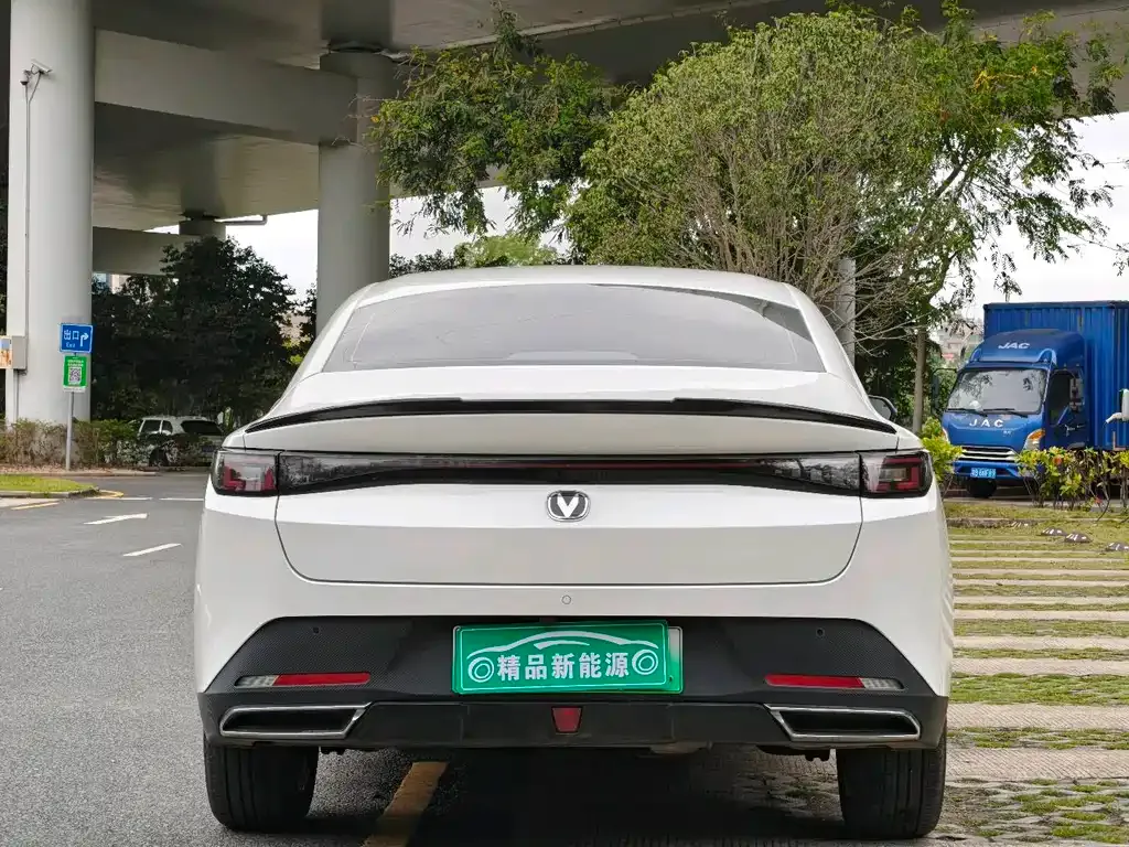 Changan Eado PHEV 2025 из CN, фото 9