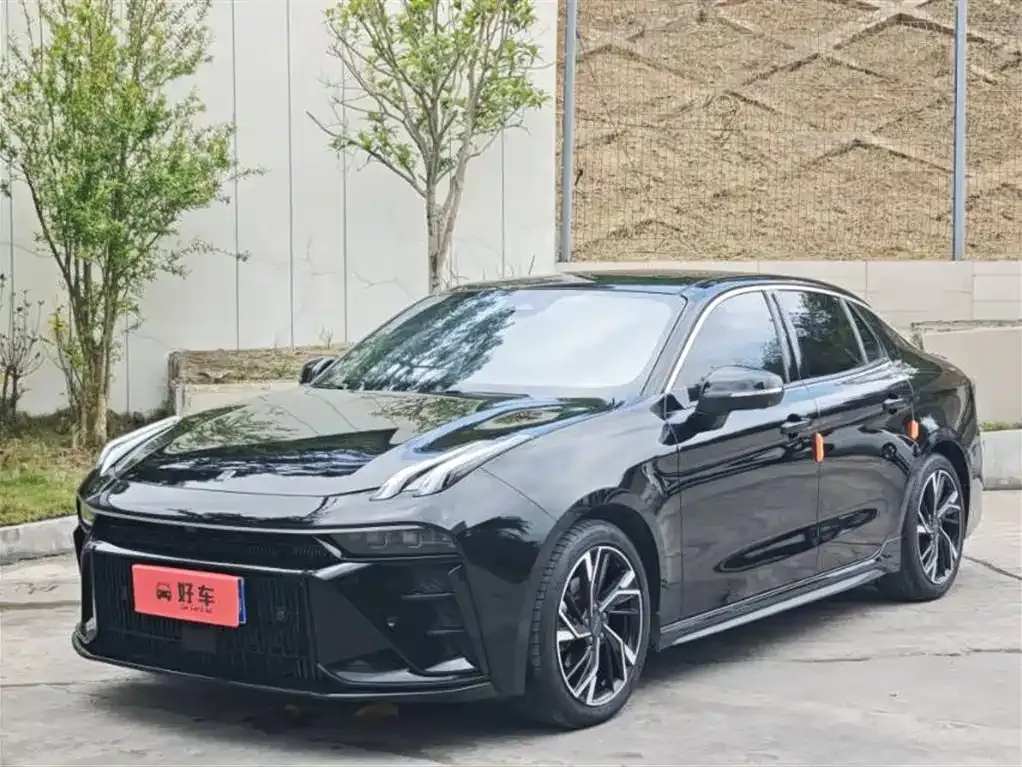 Lynk & Co 03 — фото 1