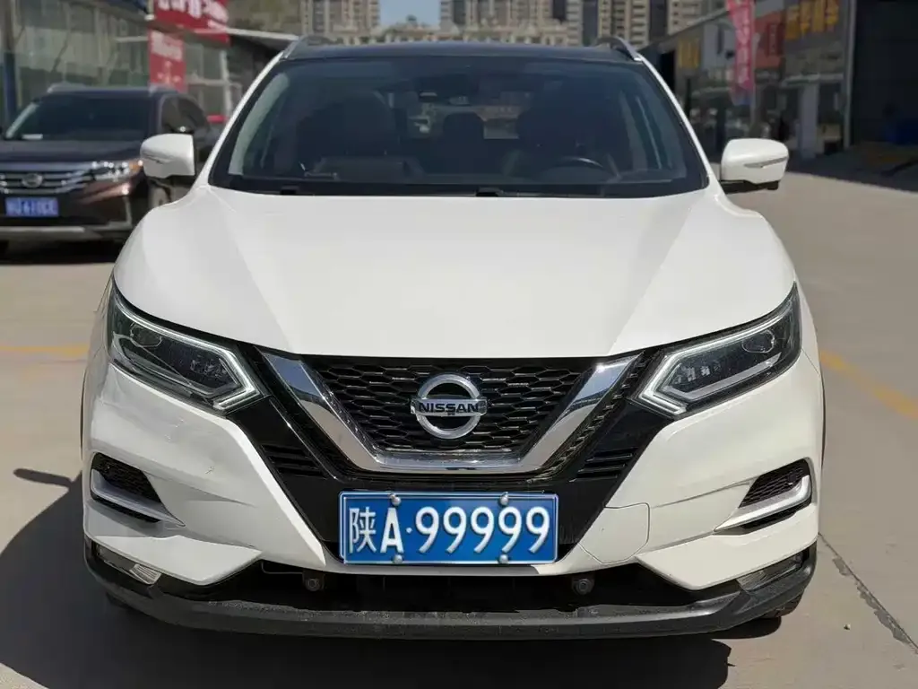 Nissan Qashqai — фото 5