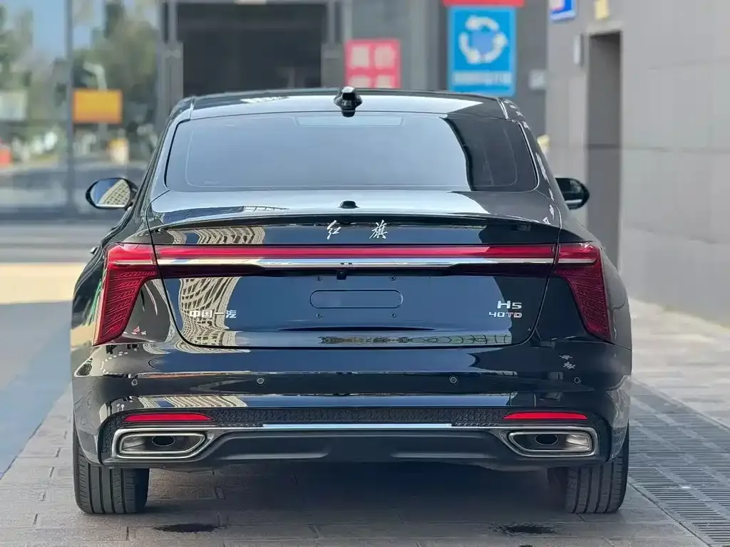 Hongqi H5 — фото 3