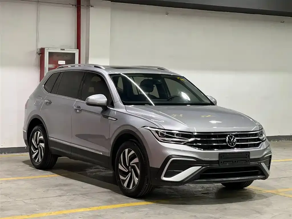 Volkswagen Tiguan L 2022 из CN, фото 4