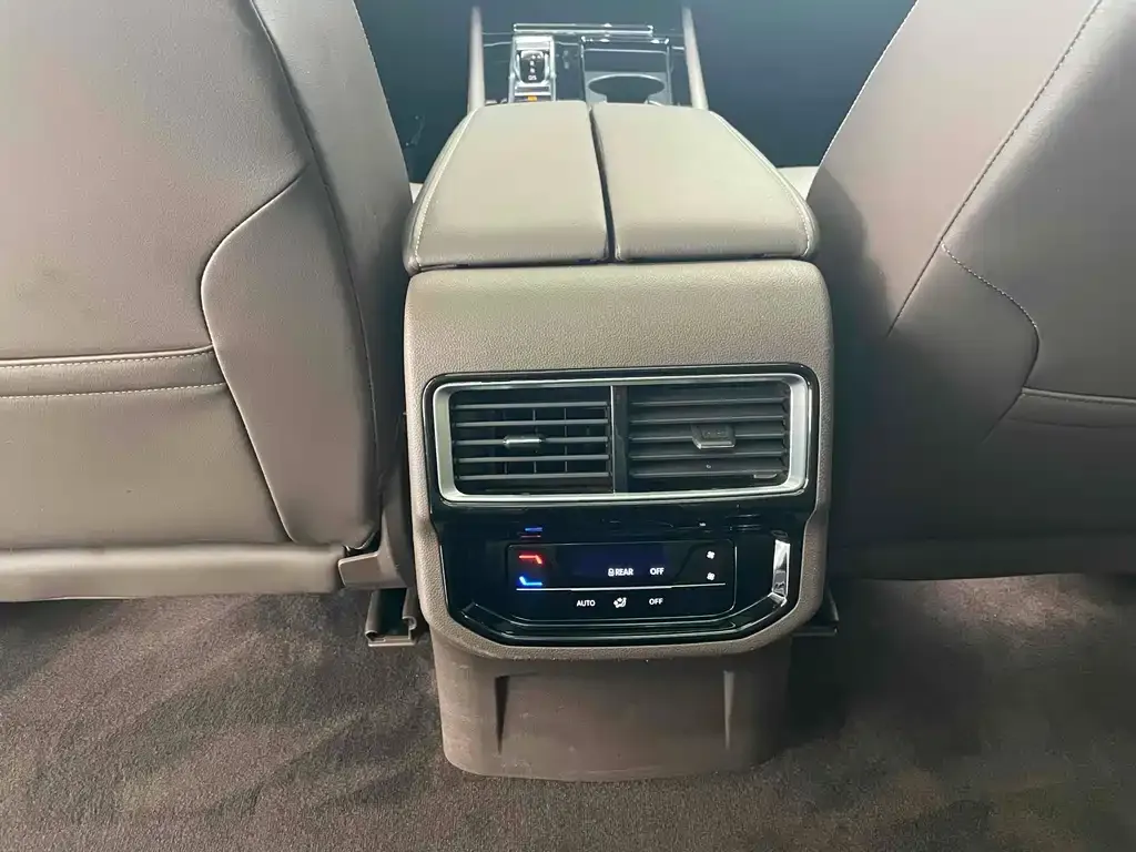 Volkswagen Viloran 2023 из CN, фото 3