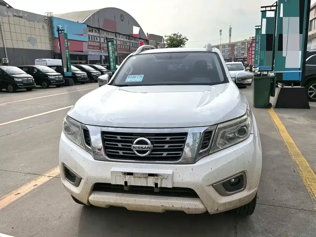 Nissan Navara 2023 из CN, фото 5