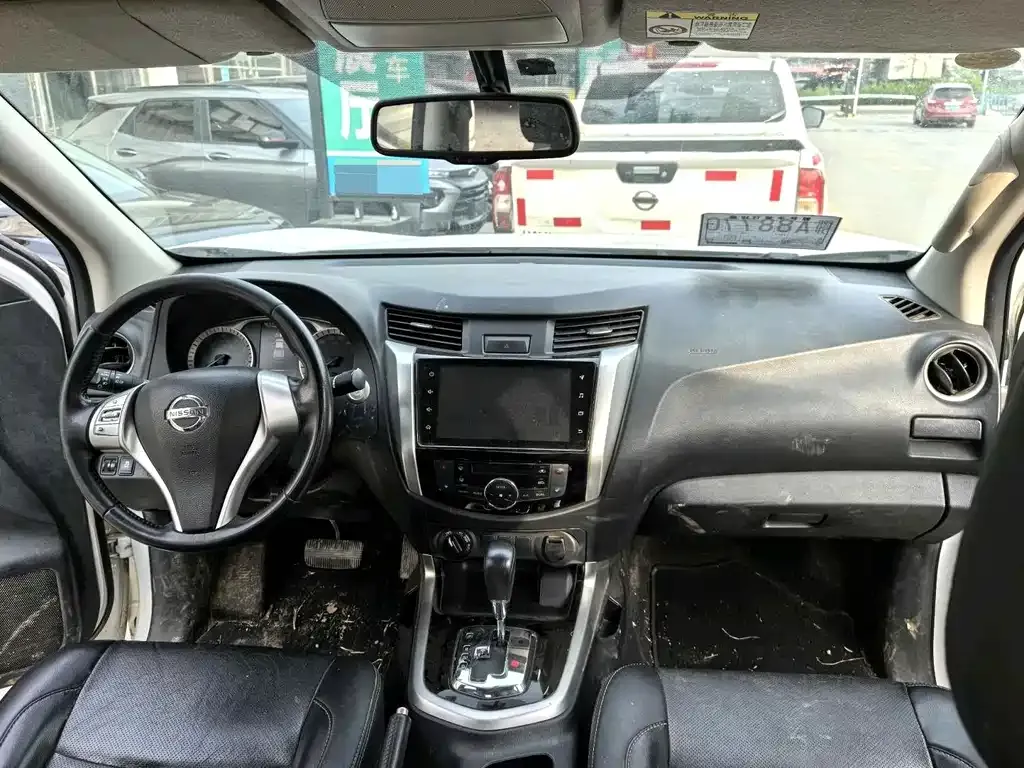 Nissan Navara 2023 из CN, фото 6