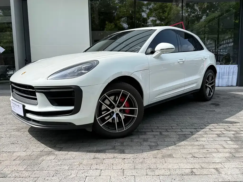 Porsche Macan — фото 1