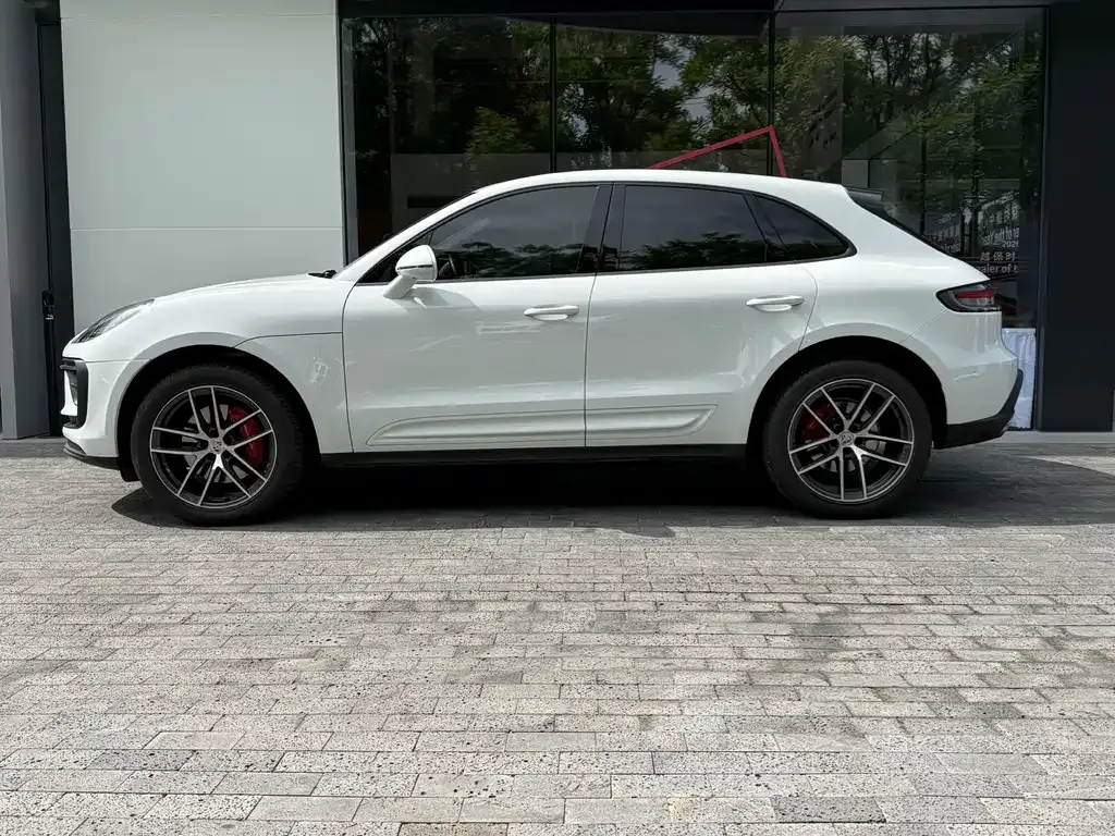 Porsche Macan — фото 8