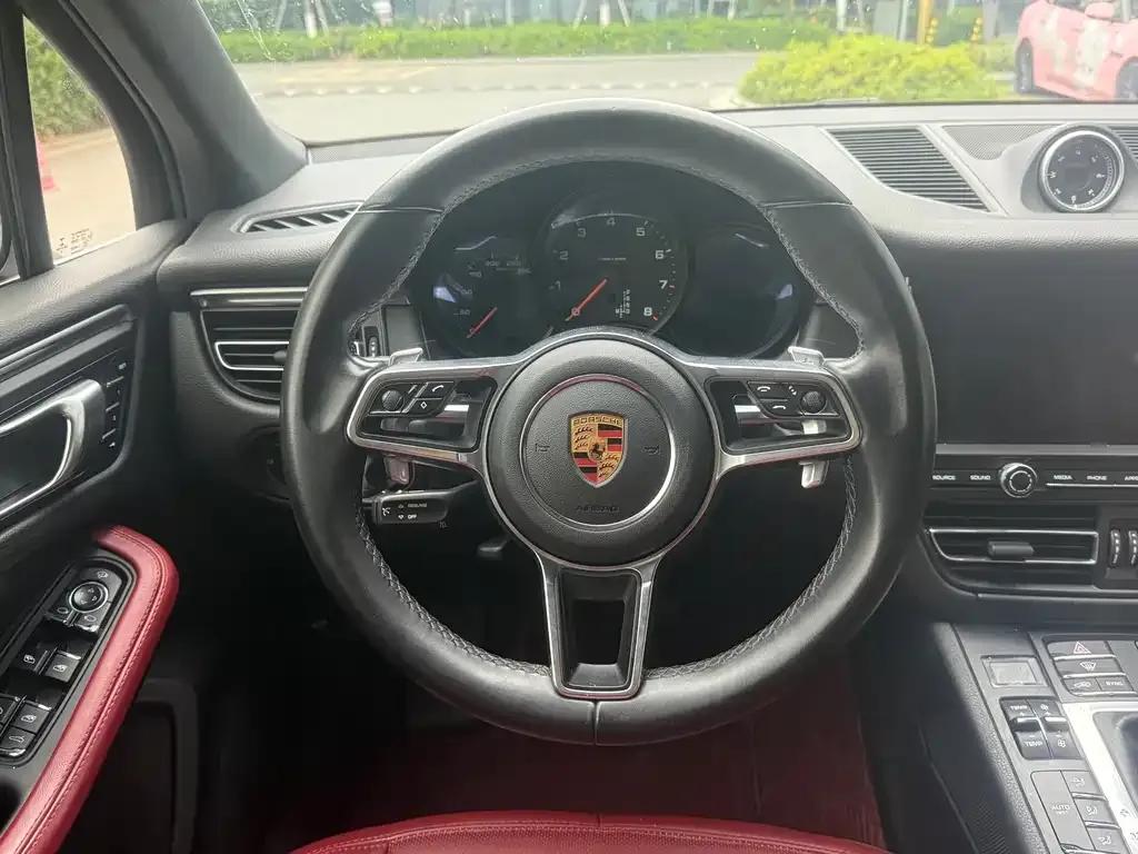 Porsche Macan 2021 из CN, фото 6