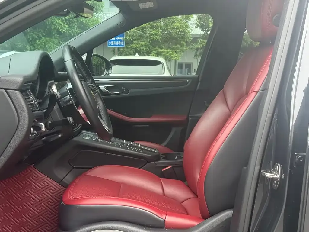 Porsche Macan 2021 из CN, фото 7