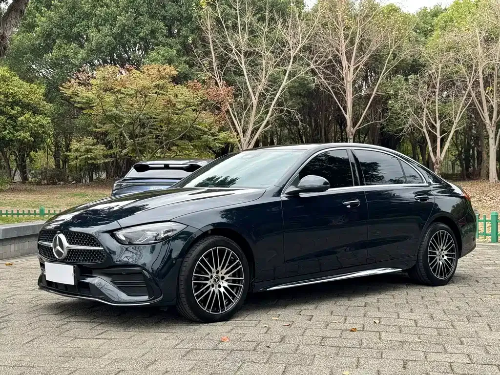 Mercedes-Benz C-Class — фото 1