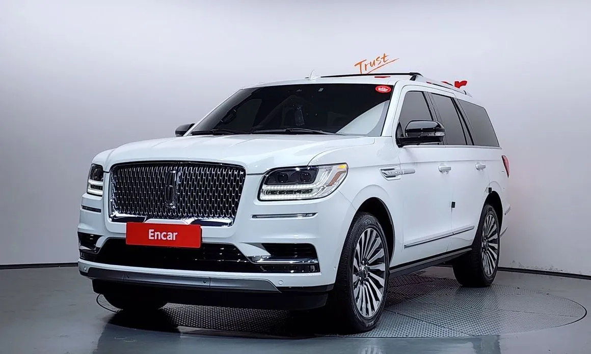 Lincoln Navigator