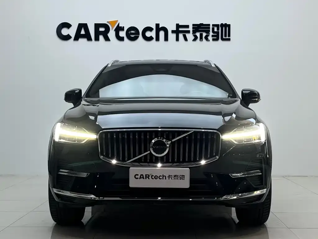 Volvo XC60 — фото 2