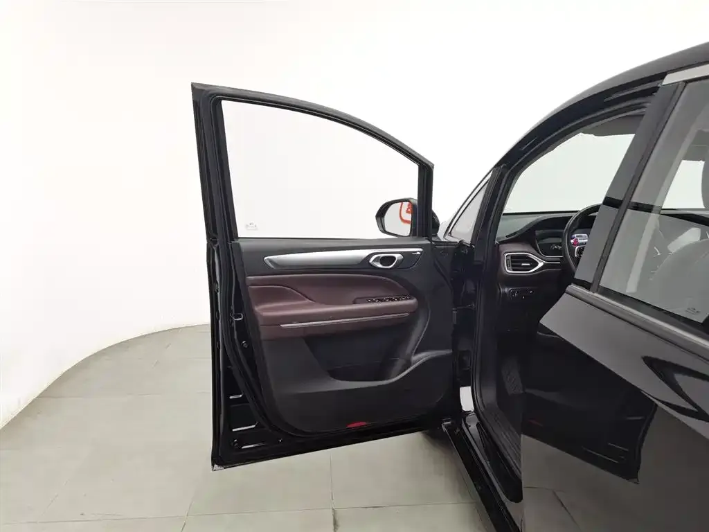 GAC Motor Trumpchi M6 2024 из CN, фото 3