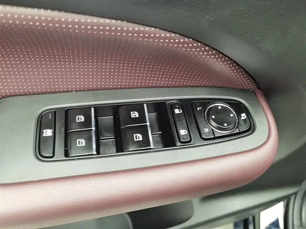 GAC Motor Trumpchi M6 2024 из CN, фото 5