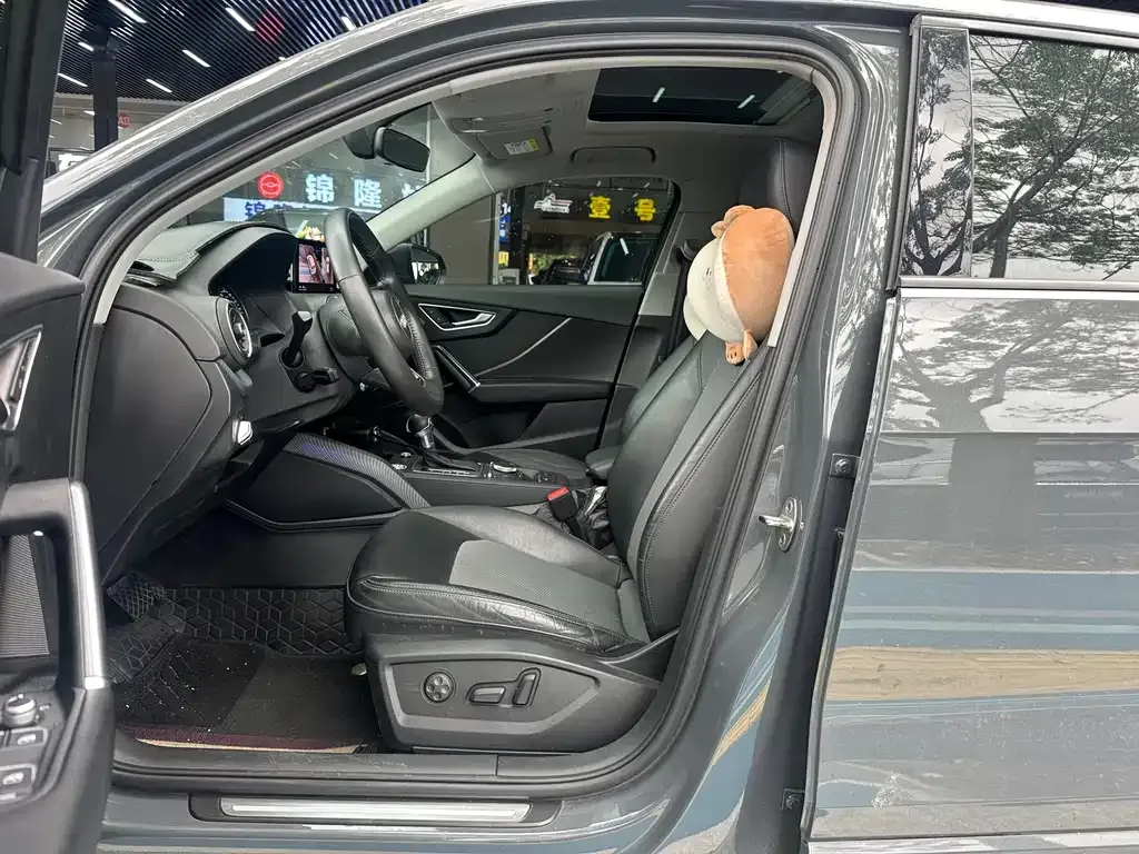 Audi Q2L 2021 из CN, фото 6