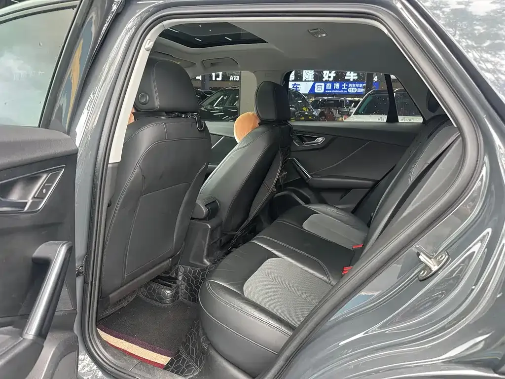 Audi Q2L 2021 из CN, фото 4