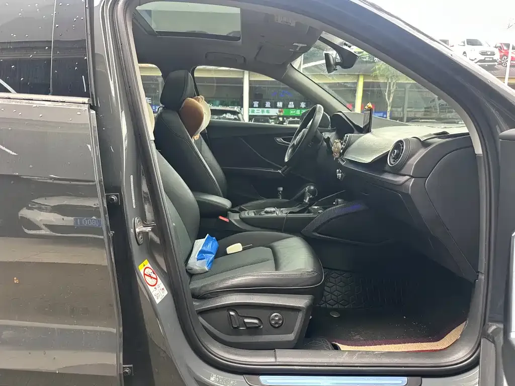 Audi Q2L 2021 из CN, фото 2