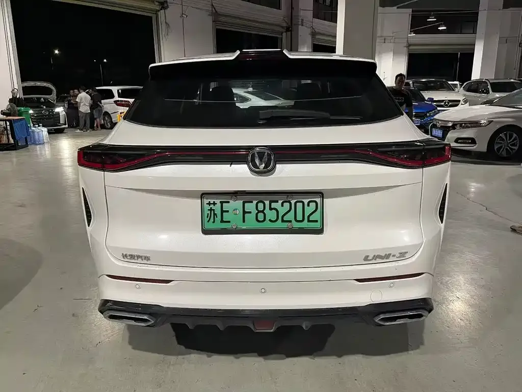 Changan UNI-Z New Energy 2024 из CN, фото 5