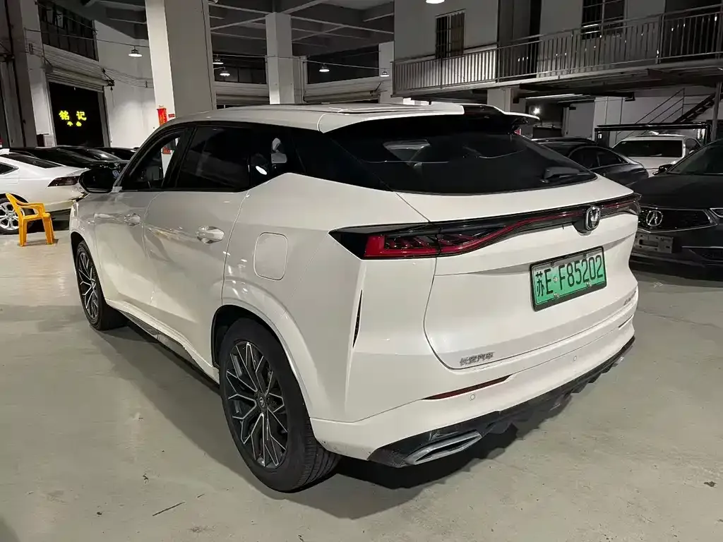 Changan UNI-Z New Energy 2024 из CN, фото 8
