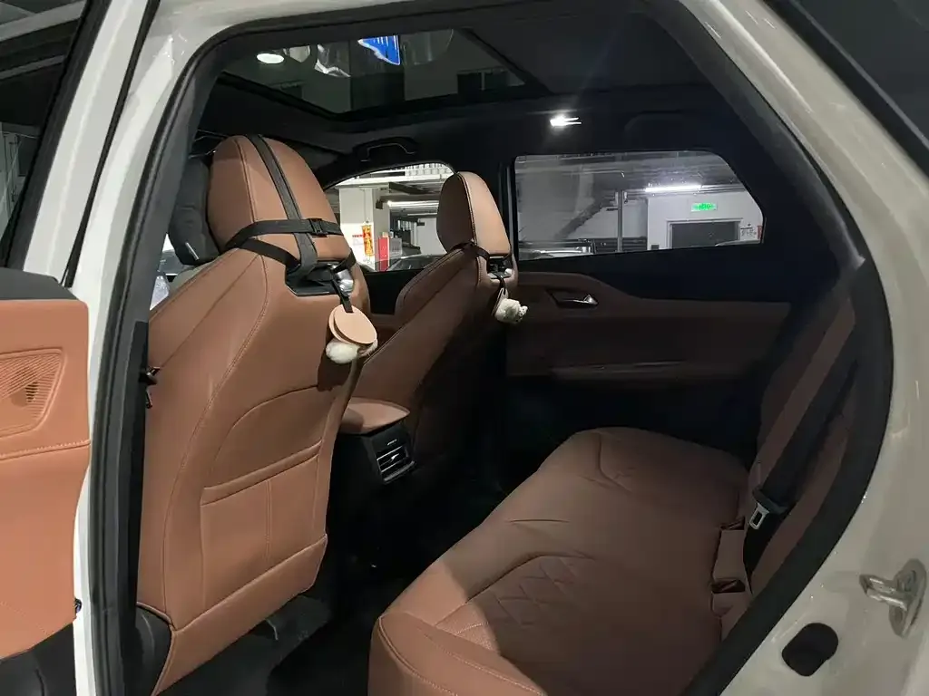 Changan UNI-Z New Energy 2024 из CN, фото 7