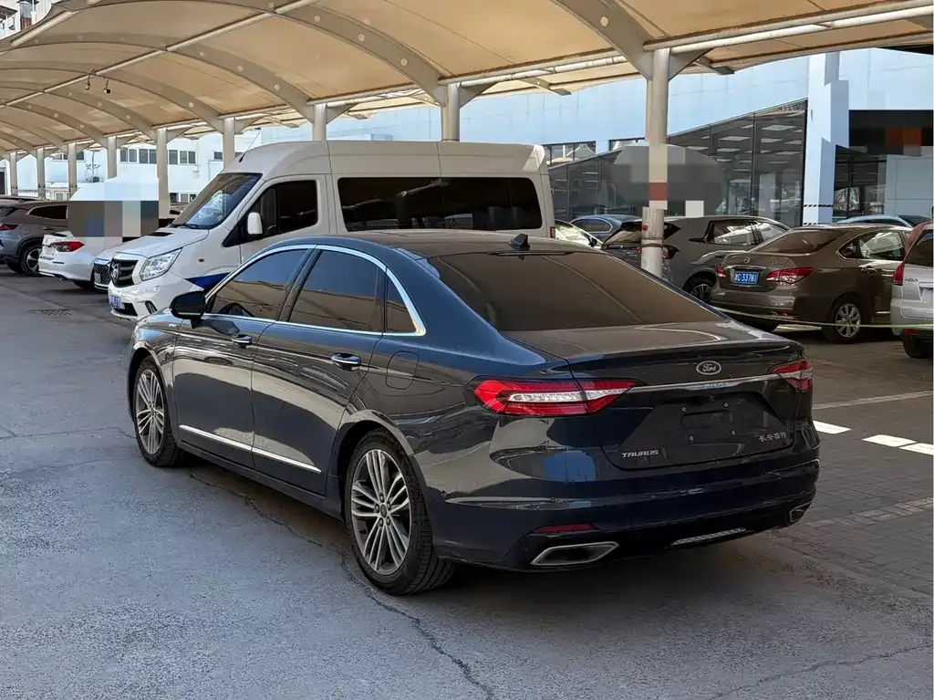 Ford Taurus 2021 из CN, фото 9