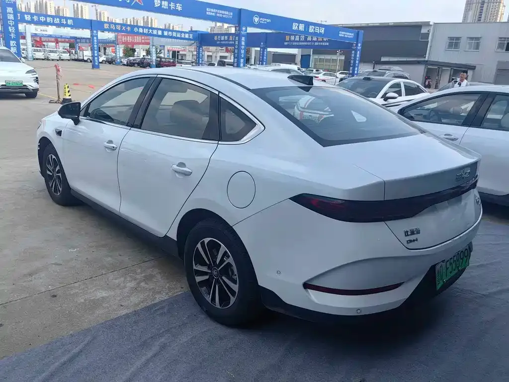BYD Qin PLUS — фото 8