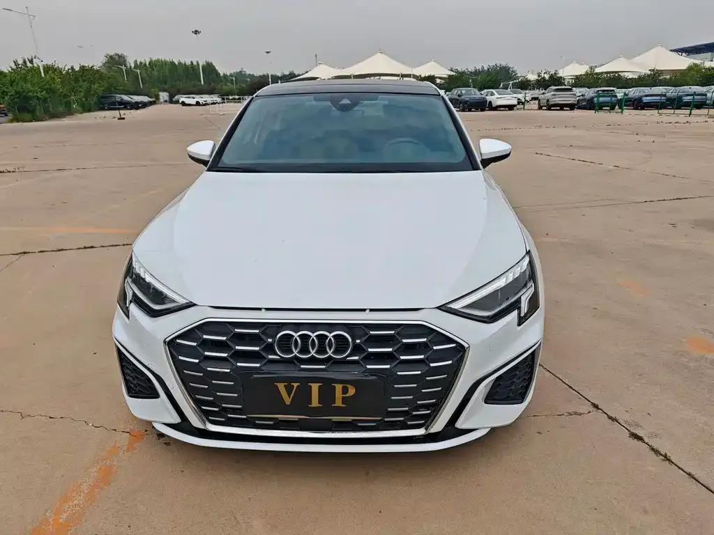 Audi A3 2023 из CN, фото 8
