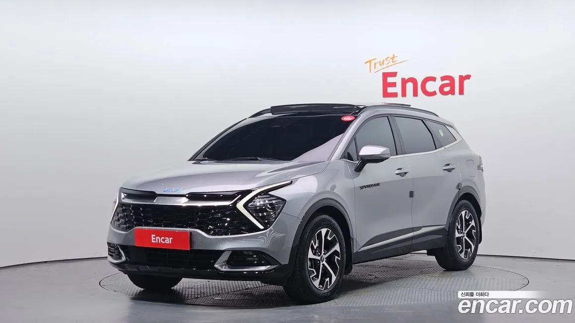 Kia Sportage — фото 1