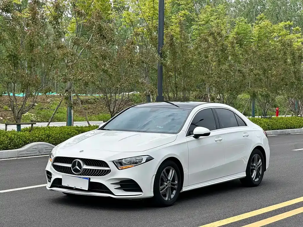 Mercedes-Benz A-Class — фото 1