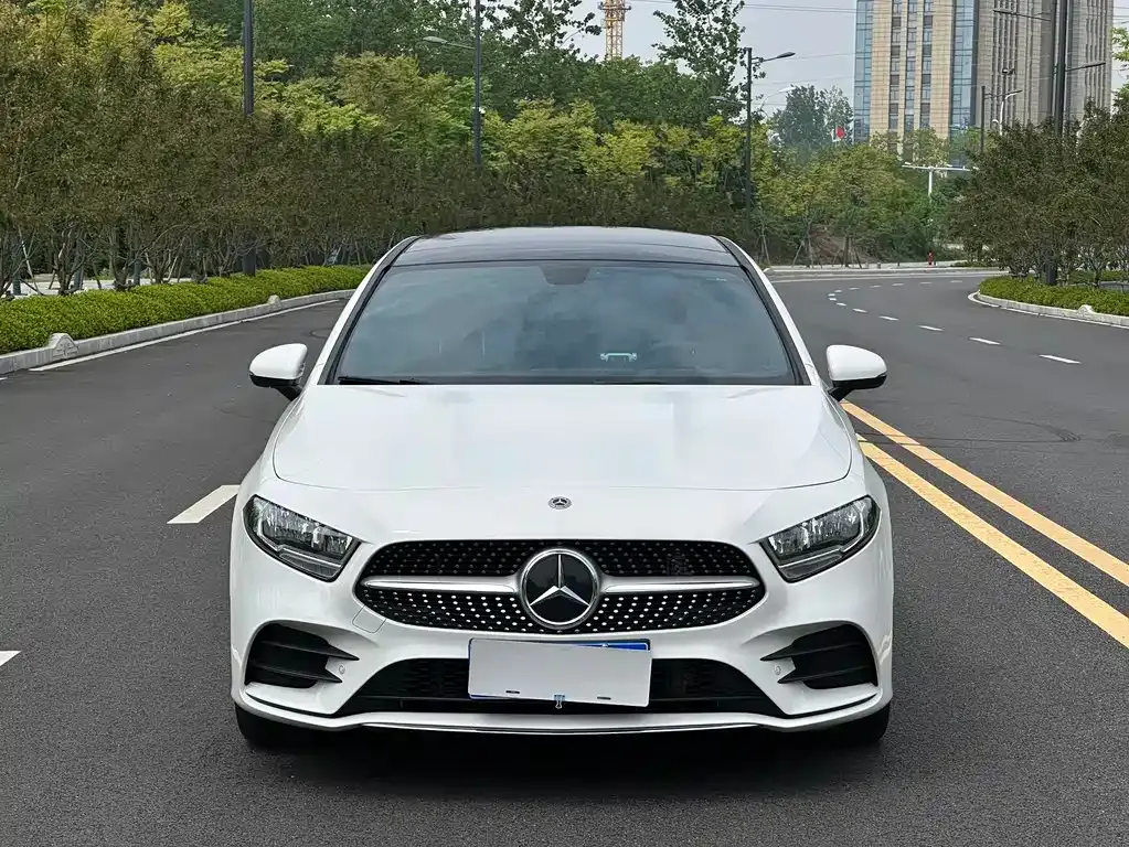 Mercedes-Benz A-Class — фото 8