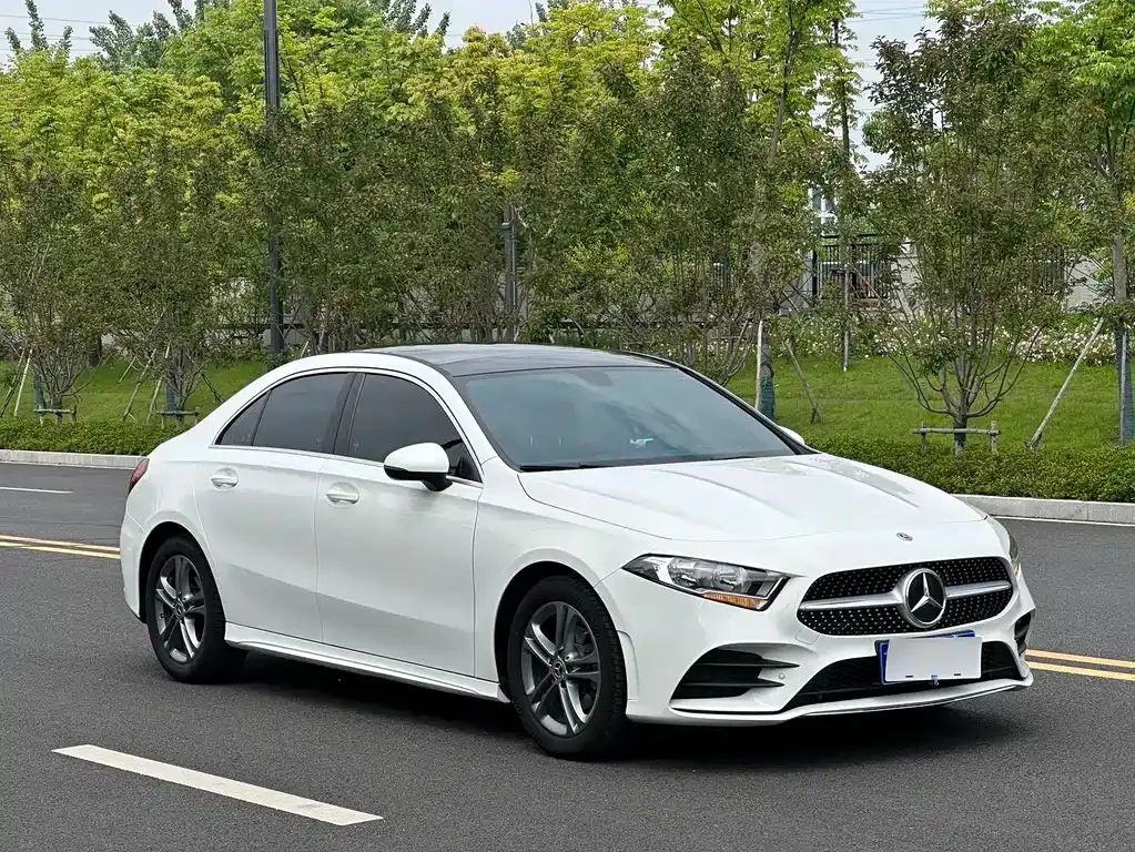 Mercedes-Benz A-Class — фото 10