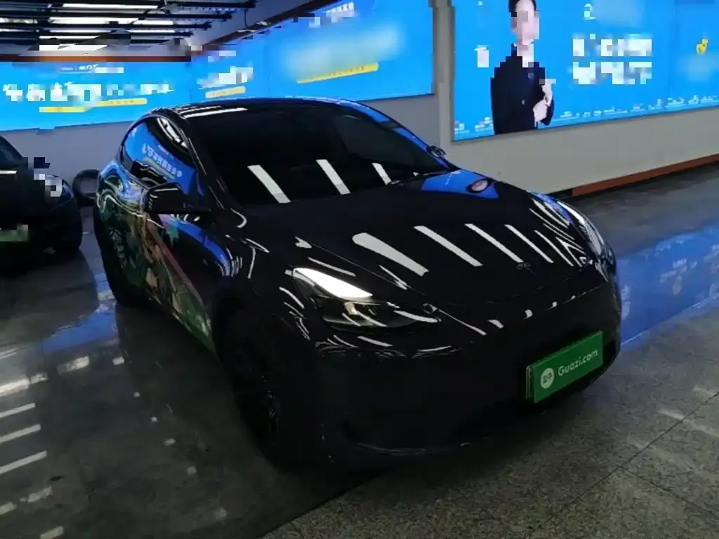 Tesla Model Y — фото 3