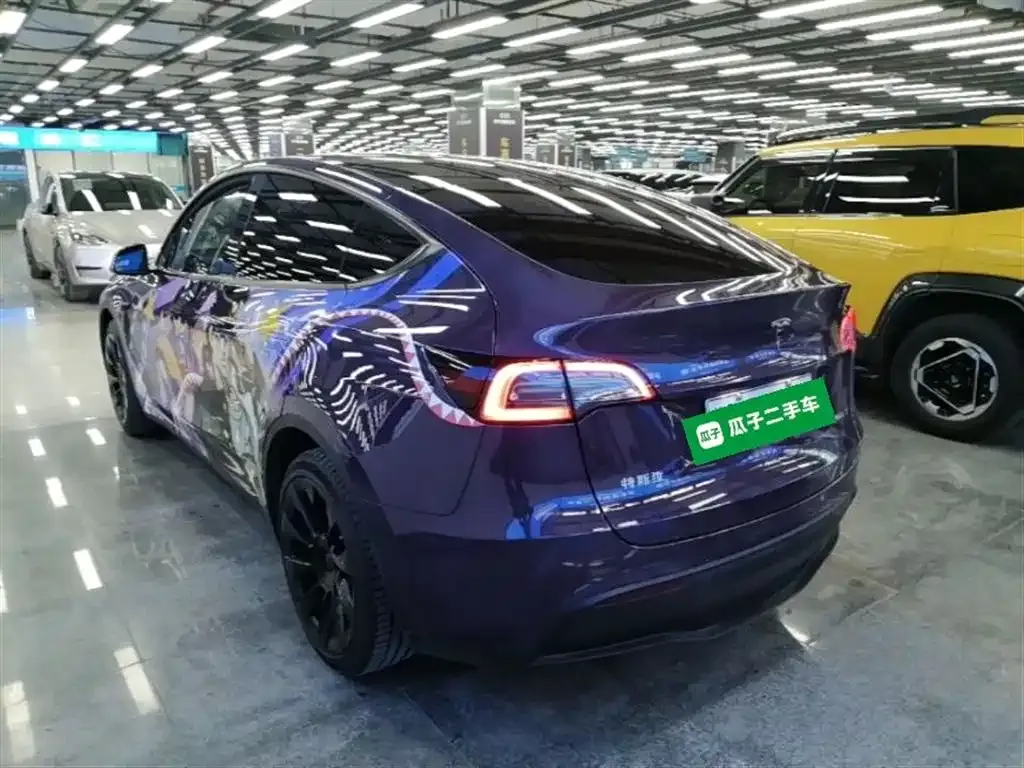 Tesla Model Y — фото 7