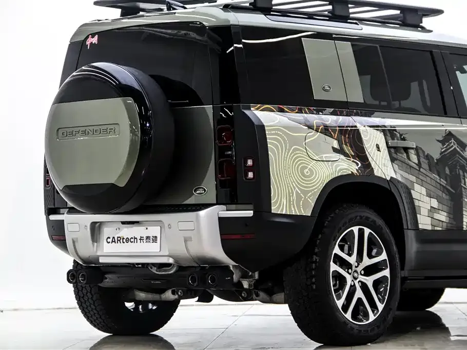 Land Rover Defender — фото 9