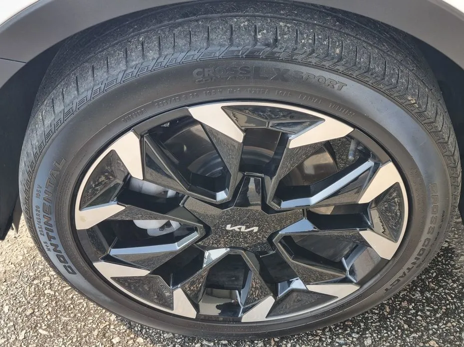 Kia Sorento — фото 8