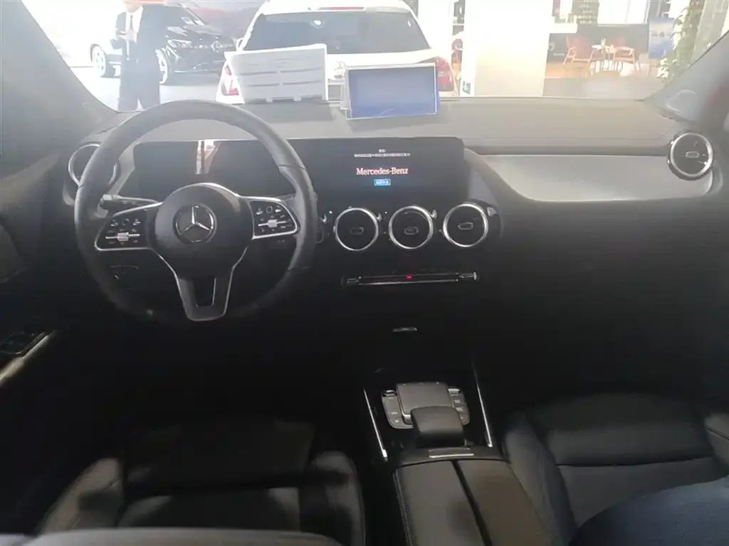 Mercedes-Benz GLA — фото 2