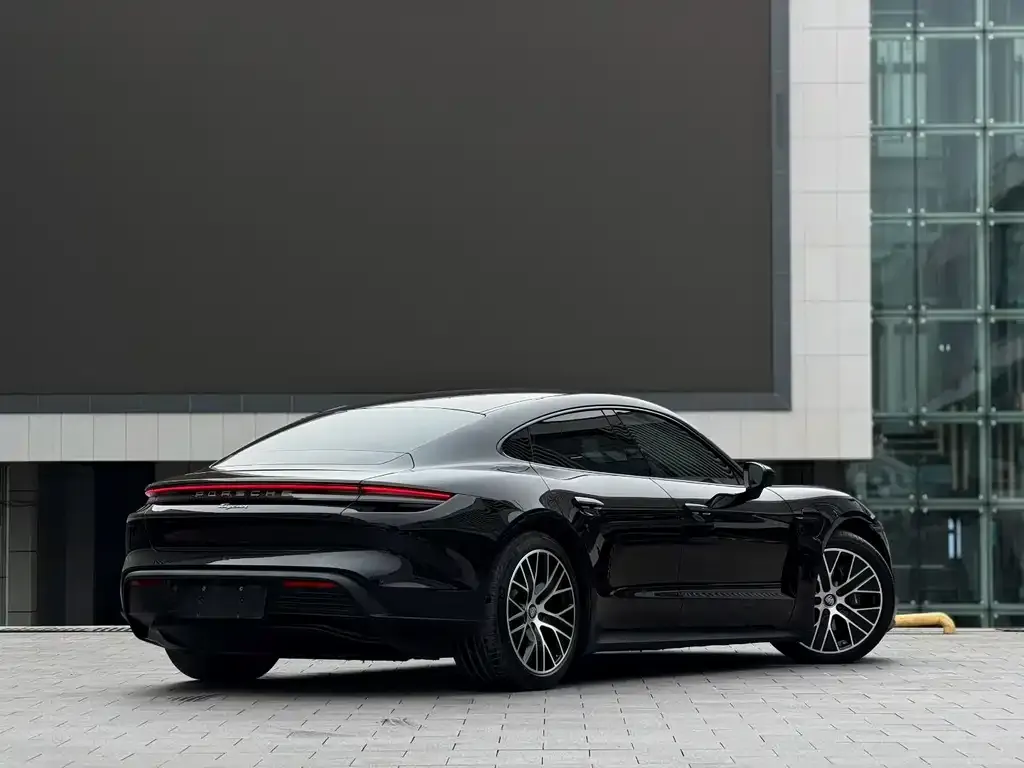Porsche Taycan 2021 из CN, фото 8