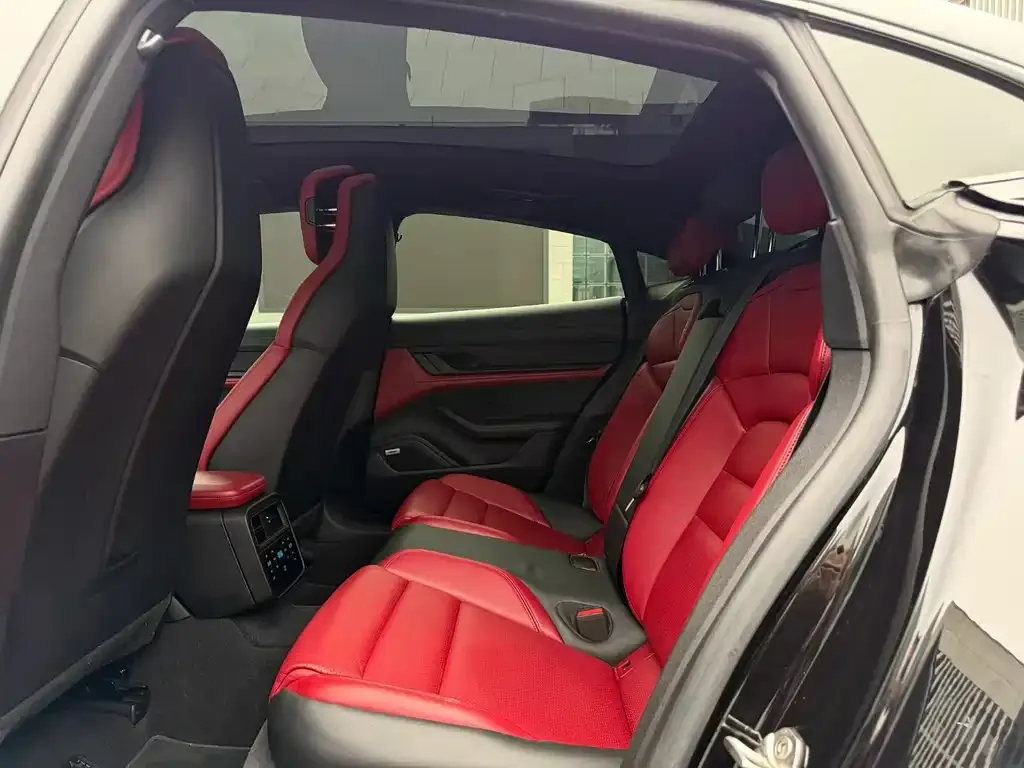 Porsche Taycan 2021 из CN, фото 7