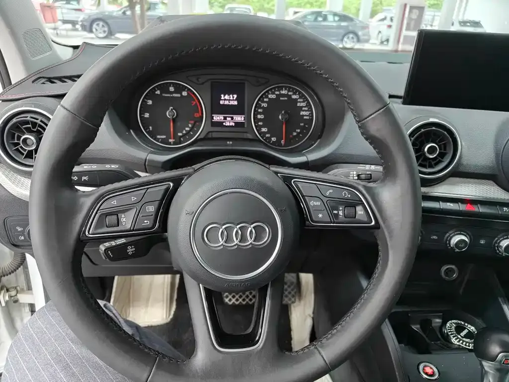 Audi Q2L 2021 из CN, фото 6