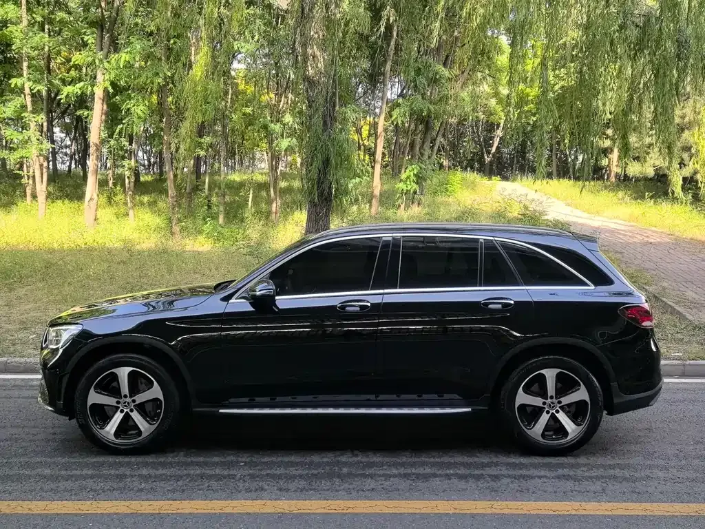 Mercedes-Benz GLC — фото 10