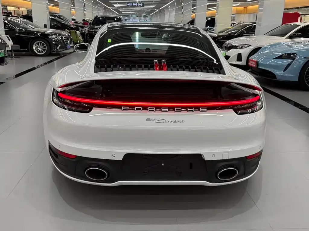 Porsche 911 2021 из CN, фото 3