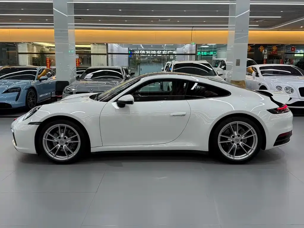 Porsche 911 2021 из CN, фото 4