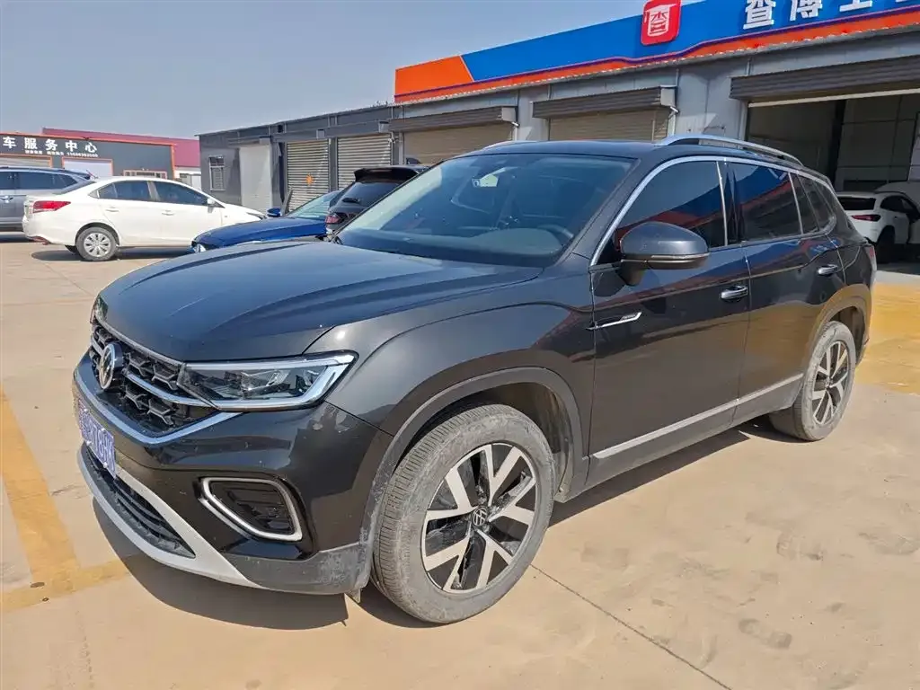 Volkswagen Tayron 280TSI 2WD Luxury Plus Advanced 1