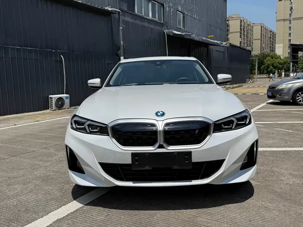 BMW i3 — фото 2