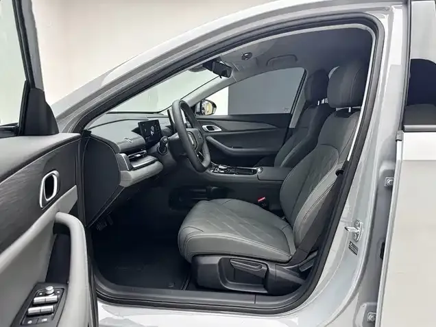 Geely Galaxy A7 2025 из CN, фото 6