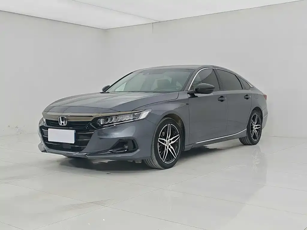 Honda Accord — фото 1
