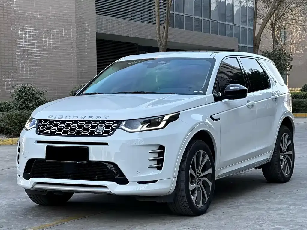 Land Rover Discovery Sport — фото 1